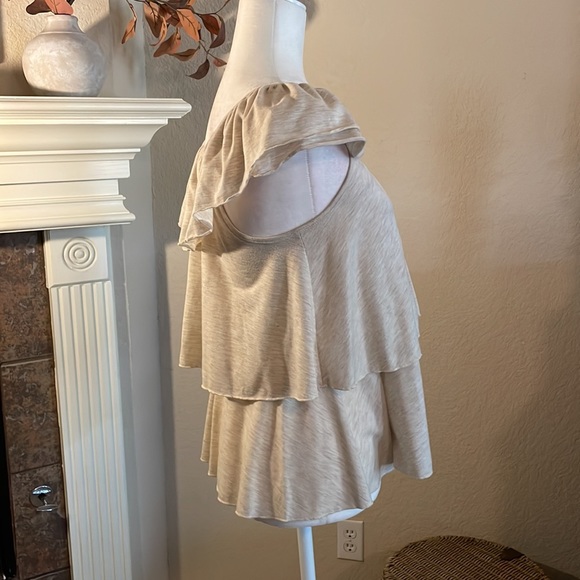 Ella Moss - tiered tee with flitter sleeves; size small - Picture 4 of 6